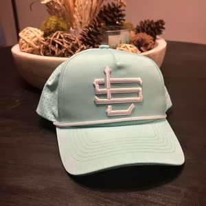 NWOT Legend Mint Green Snap back